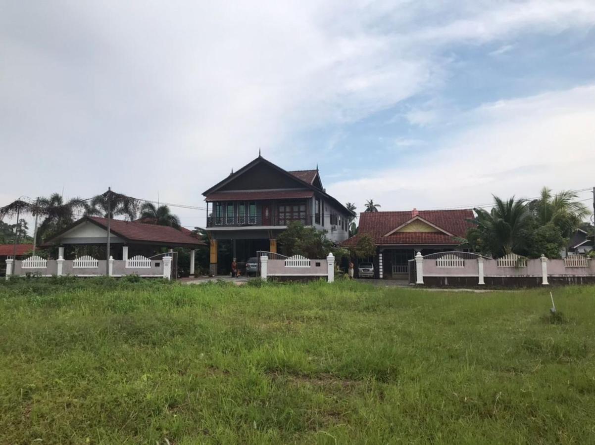Cozy Homestay Che Yang Kuala Terengganu Ngoại thất bức ảnh