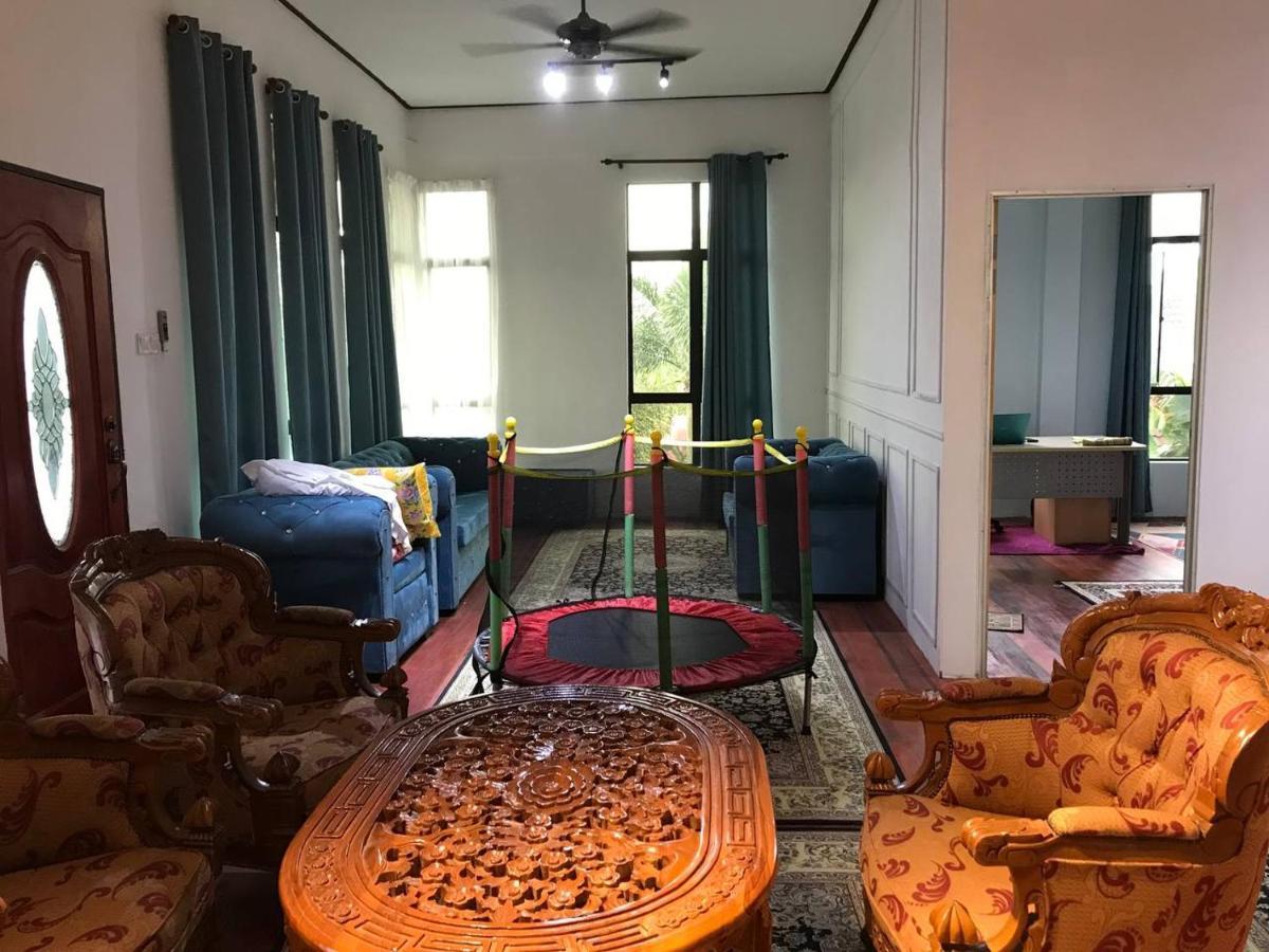 Cozy Homestay Che Yang Kuala Terengganu Ngoại thất bức ảnh